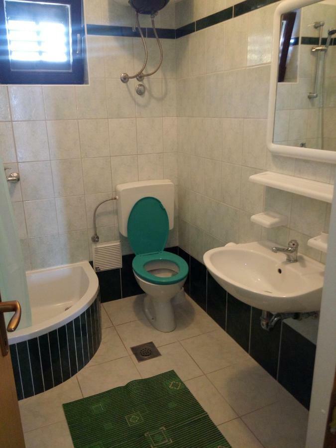 Apartman Cemeljic Apartment Mandre Ngoại thất bức ảnh